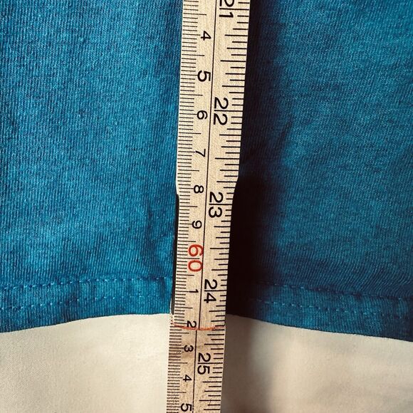 Smith & Wesson T-shirt GRL-PWR Blue Sz Medium CLEAN - Picture 6 of 8